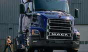 Les premières photos du nouveau Mack Anthem