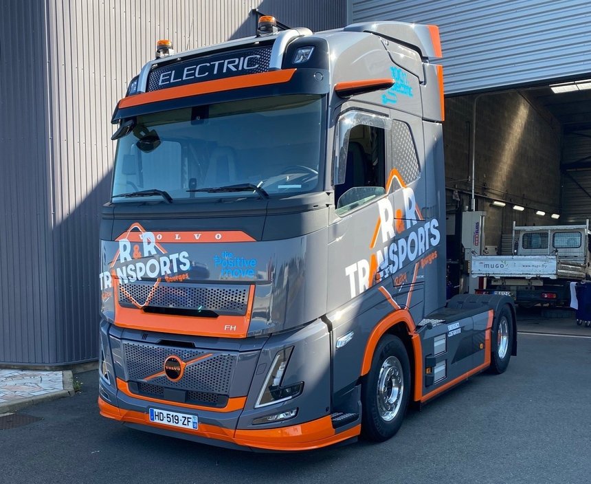 Un Volvo FH Aero Electric flambant neuf pour R&R Transports