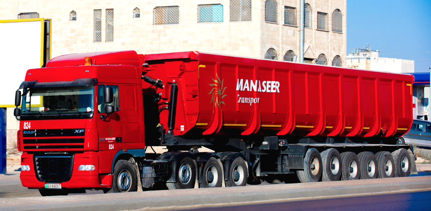 Un tracteur Daf XF 8x4 en Jordanie