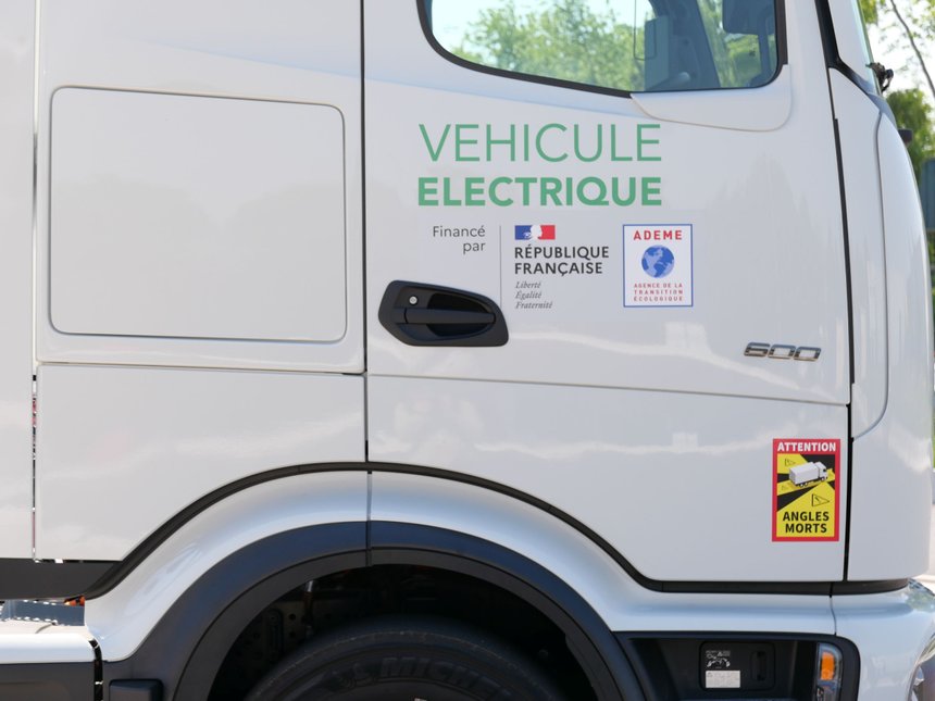 Transition énergétique des camions : un rapport qu fâche