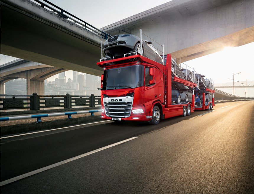 Un Daf XD porte-voitures