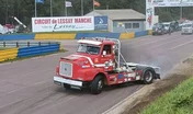 Camion cross : un Volvo N12 en drift