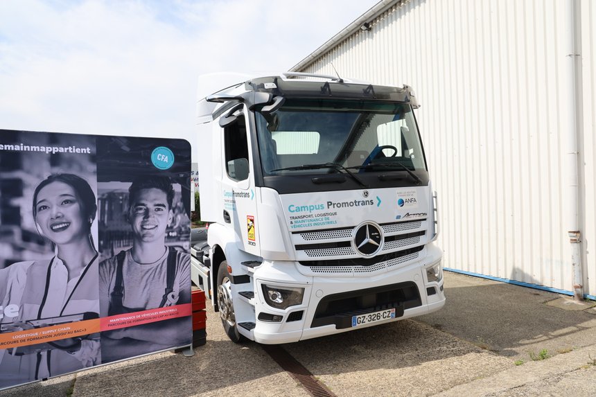 Un Mercedes eActros 300 chez Promotrans à Rouen