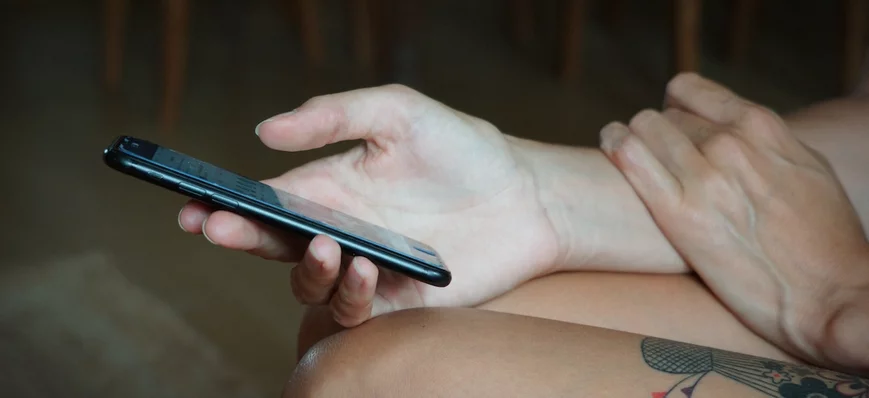 Exploitation sexuelle et addictions : trois façons