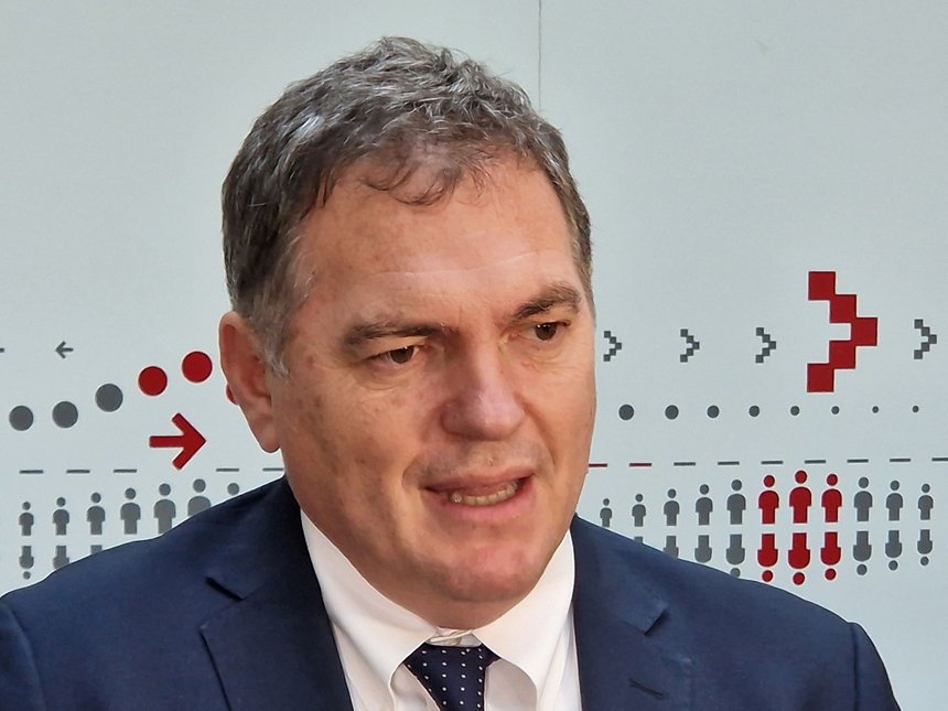 Philippe Tabarot reste ministre des Transports