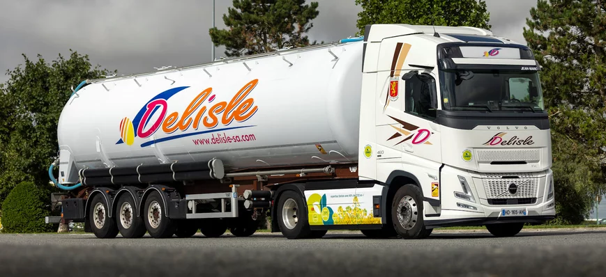Une commande record de 38 tracteurs Volvo FH Aero 
