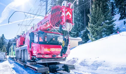 Dépannage d'une automotrice par deux grues
