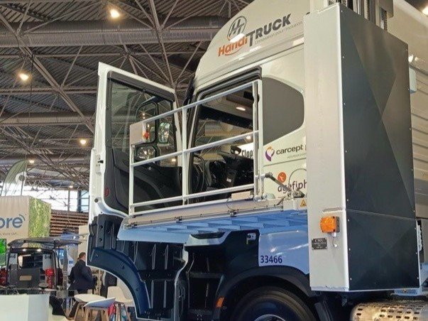 300 kilos de moins pour la plateforme élévatrice du Handi Truck 2