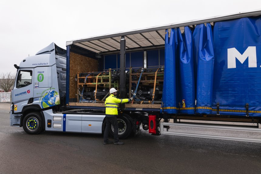Renault Trucks et les transports Malherbe mettent en place un corridor électrique