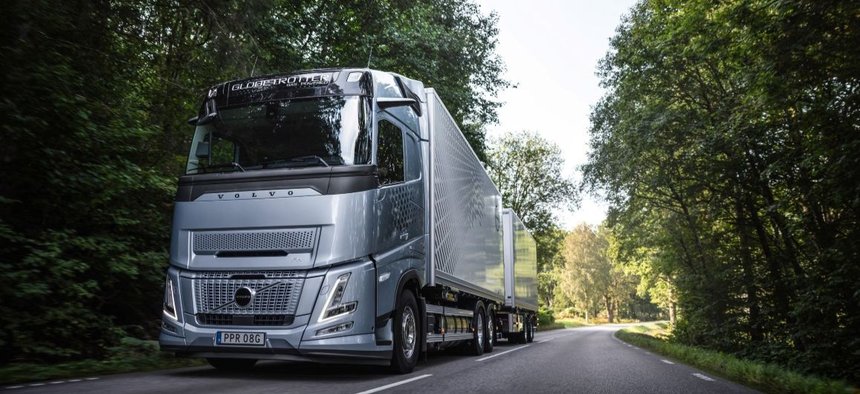 Le stop/start de Volvo Trucks fonctionne dans les pentes