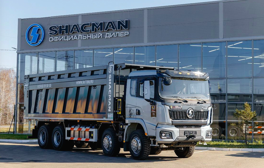 Les camions-benne Shacman, premiers à être interdits en Russie