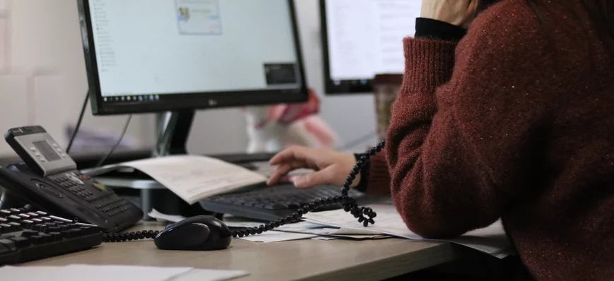 Premiers pas de l’intelligence artificielle chez l