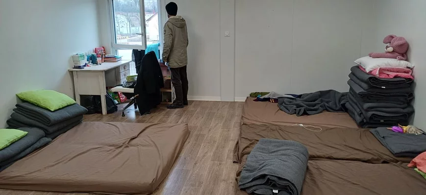 Familles hébergées dans une ancienne école à Lyon 