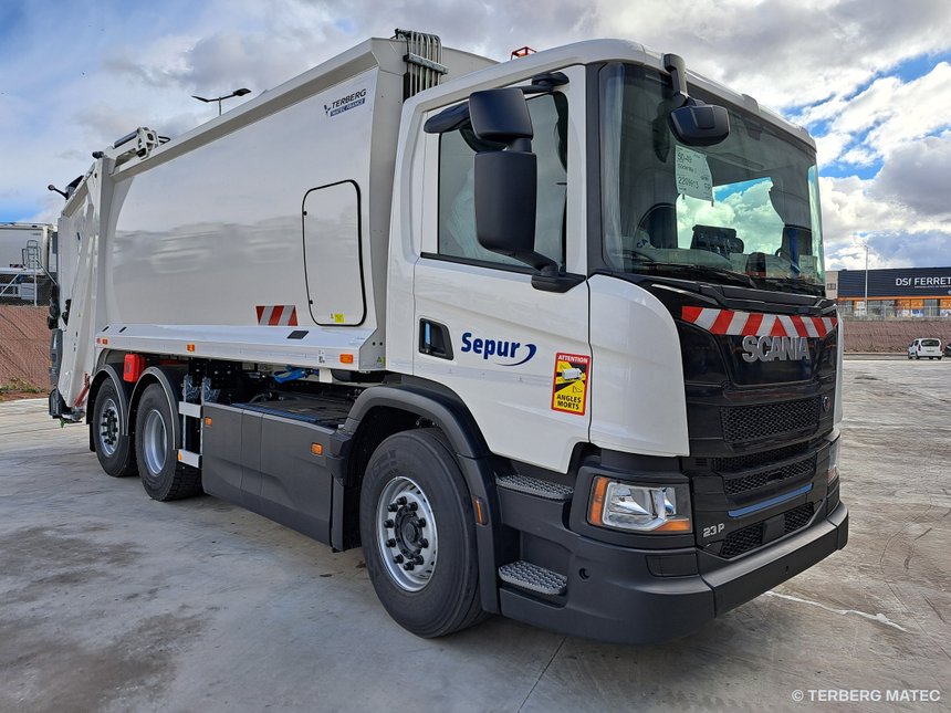 41 Scania P 230E B 6x2*4 carrossés en BOM arrivent chez Sepur