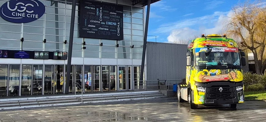 Le camion Renault Marsupilami des tps Blochon dédi