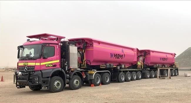 Des Mercedes Arocs conduits par des femmes