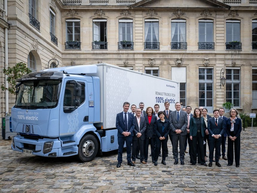 Les ministres reçoivent les transporteurs routiers et chargeurs
