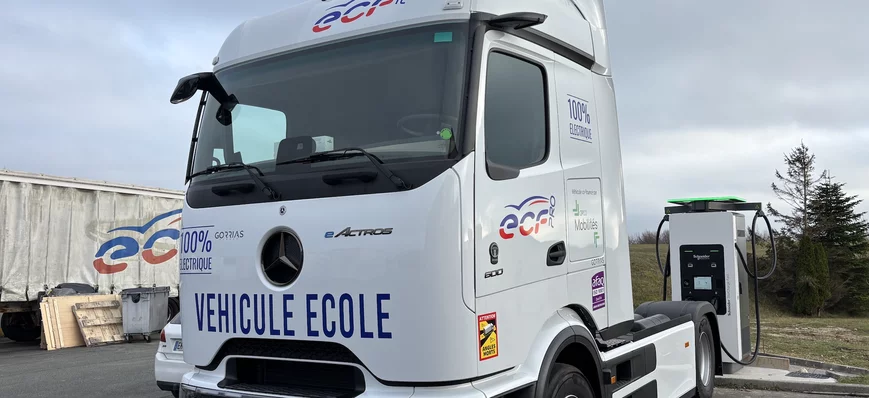 Le réseau ECF accueille son premier camion-école é