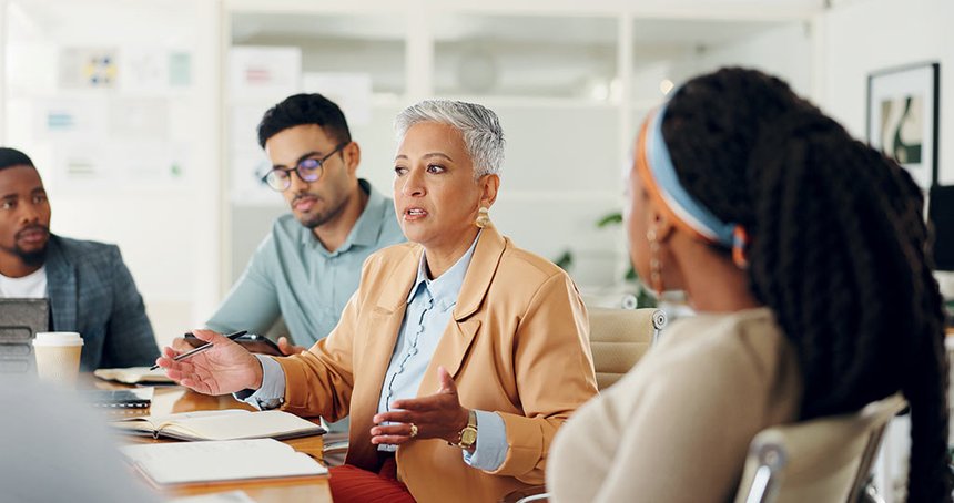 Les seniors, nouvel atout pour le résoudre la crise d'attractivité du médico-social?