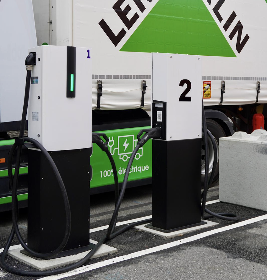 BTL Transports tire un premier bilan positif de l'exploitation de ses tracteurs électriques avec Chargepoly