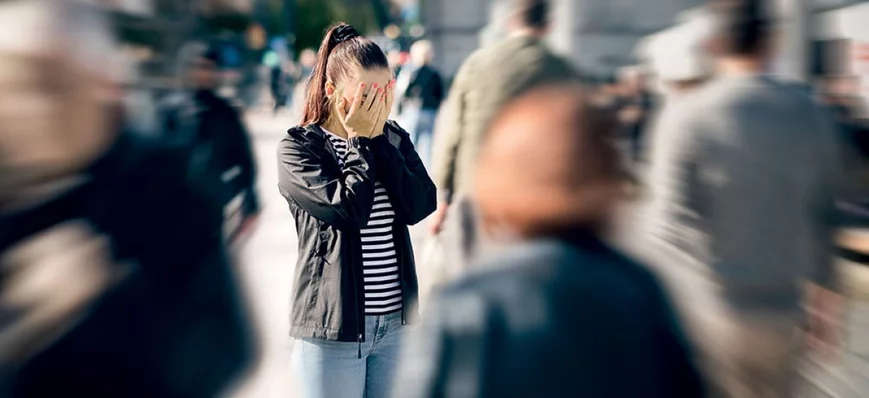 Santé mentale : les travailleurs sociaux en premiè