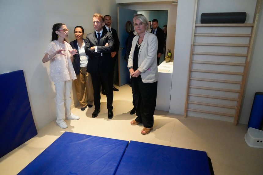 FRANCE-POLITICS-GOVERNMENT-HEALTH-HOSPITAL-CHILDREN