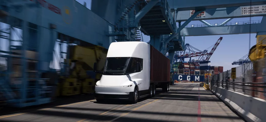Tesla dévoilera son Semi européen à l'IAA, neuf an
