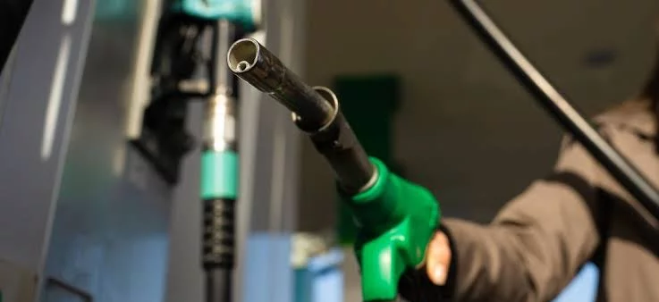 Aide à domicile : "la prime carburant" prolongée j