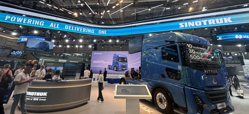 Sinotruk annonce 500 km et une recharge en 23 minu