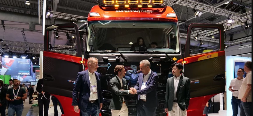 SuperPanther produit déjà son eTopas 600 en Autric